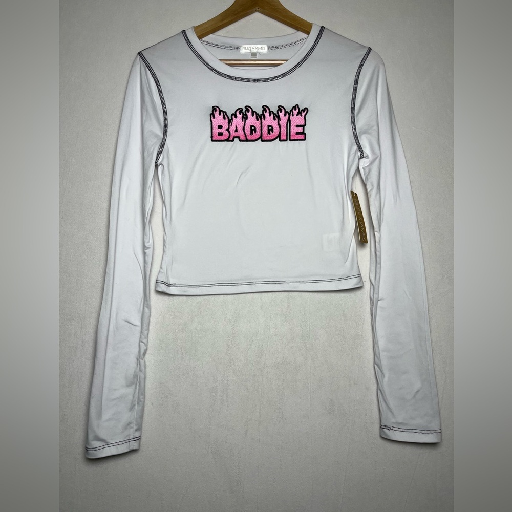 Riley & James Women’s NEW Y2K Style Long Sleeve 'Baddie' Baby Tee Top Sz M